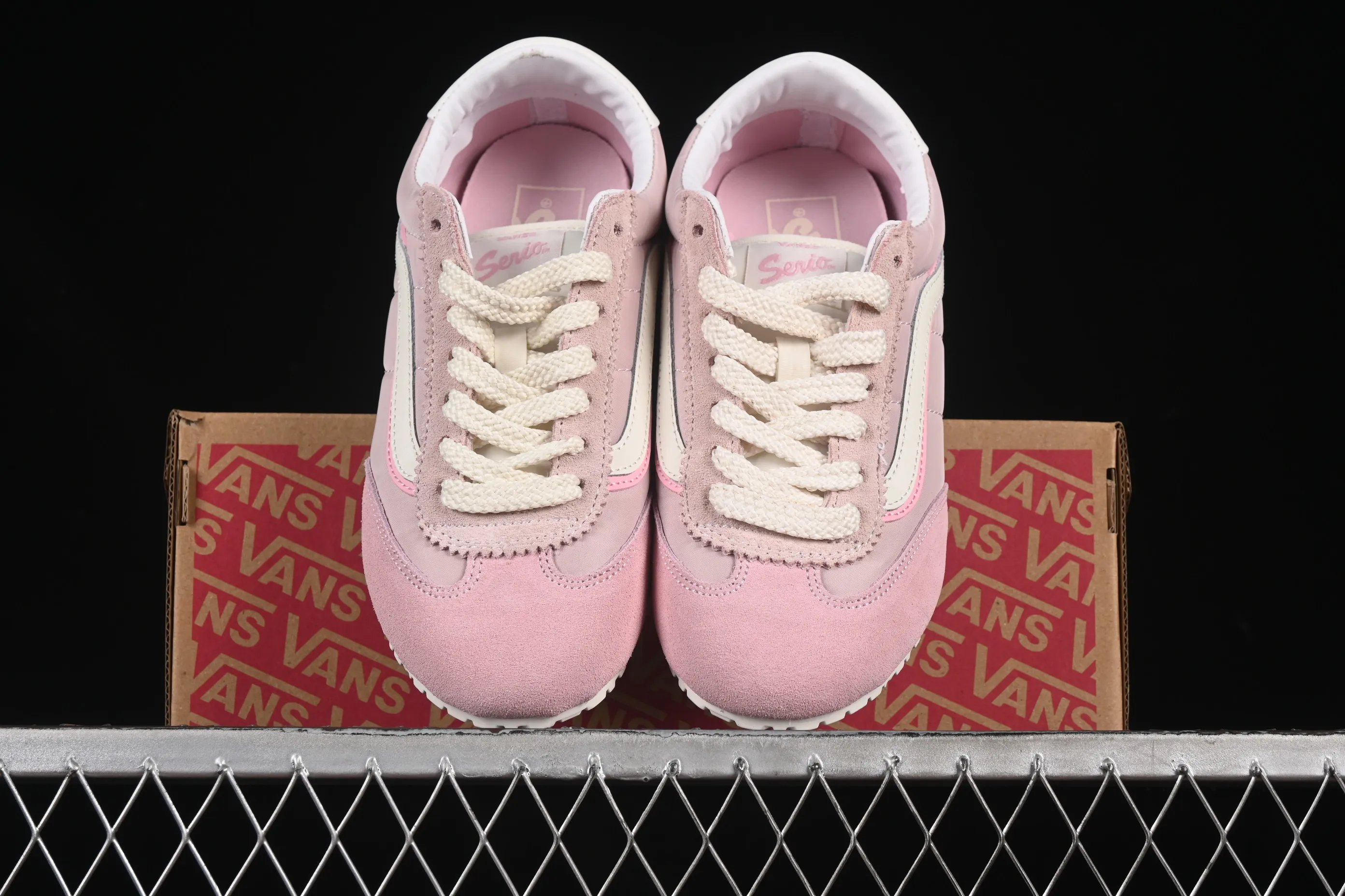 All categories Vans Vans series Vans Low Vans low-top Vans Super Lowpro Vans retro fashion comfortable versatile casual sneakers VN000CS0PRM